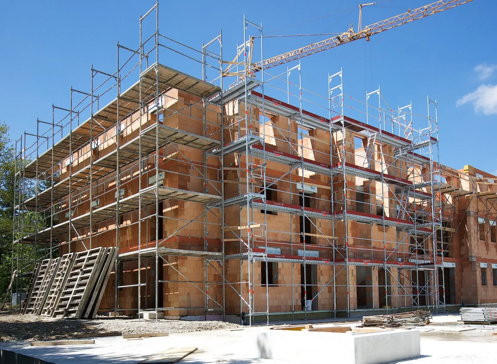 Wohnungsbau bleibt schwach – Keine Entlastung am Wohnungsmarkt 
