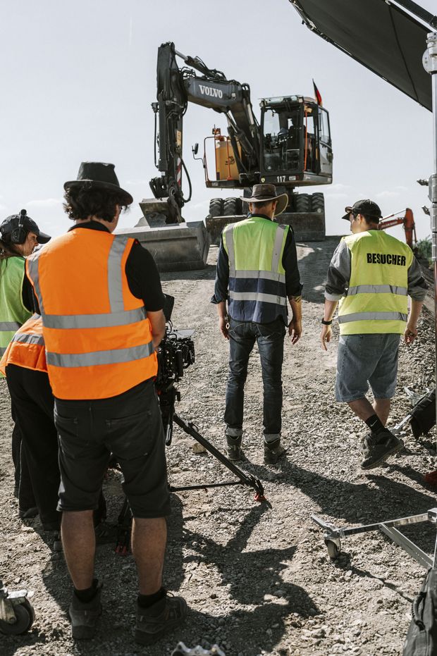 Filmdreh_Infrastruktur_Stuttgart-03 Filmdreh auf einer Baustelle am Stuttgarter Flughafen zur Kampagne "Wir bauen Deutschland neu"
