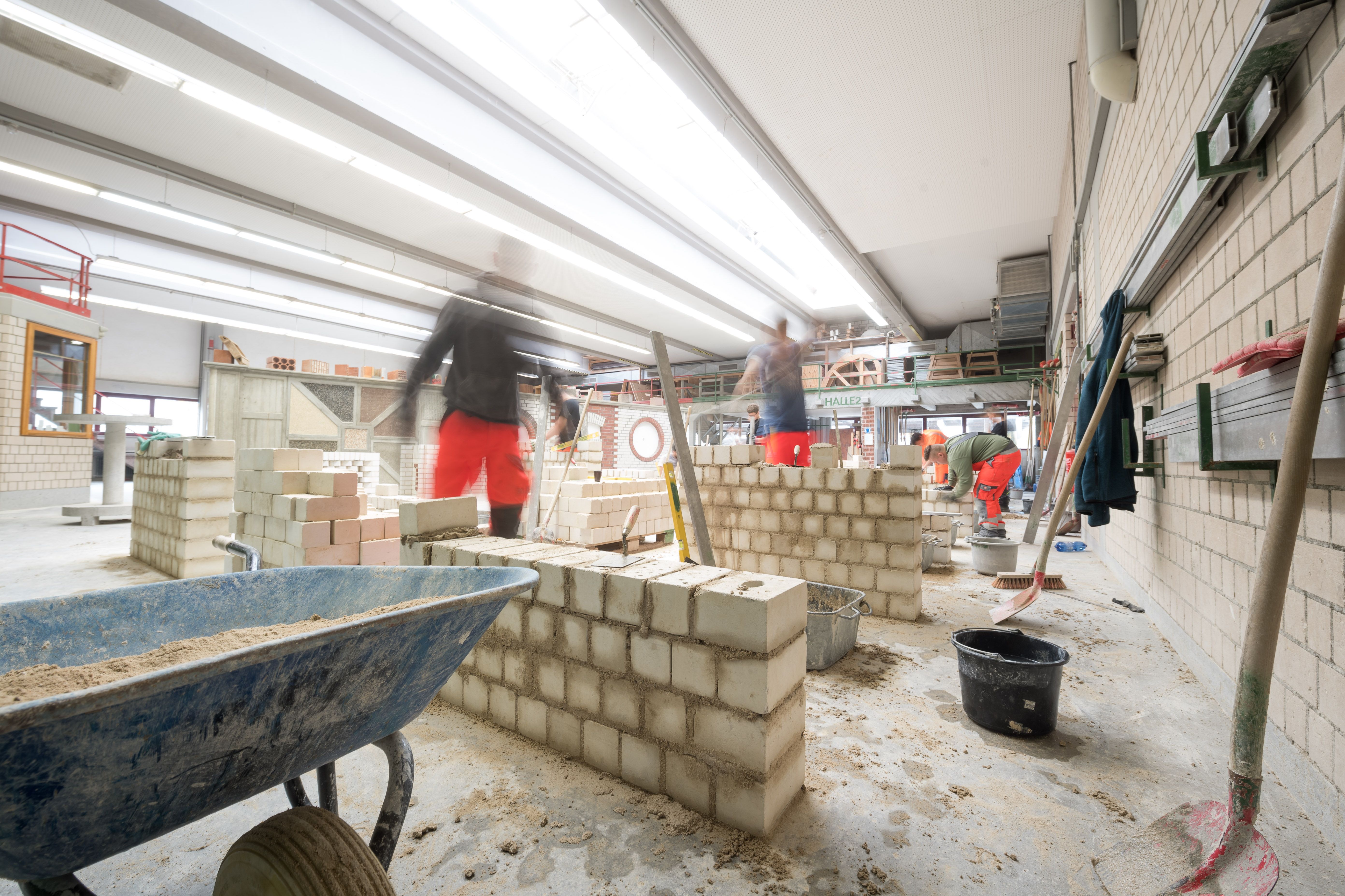 Werkhalle im Bildungszentrum Bau Aalen