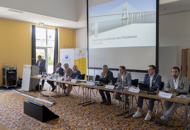 Tag der Bauwirtschaft 2025 - Delegiertenversammlung Rückblick auf das Verbandsevent des Jahres im Technik Museum Sinsheim.