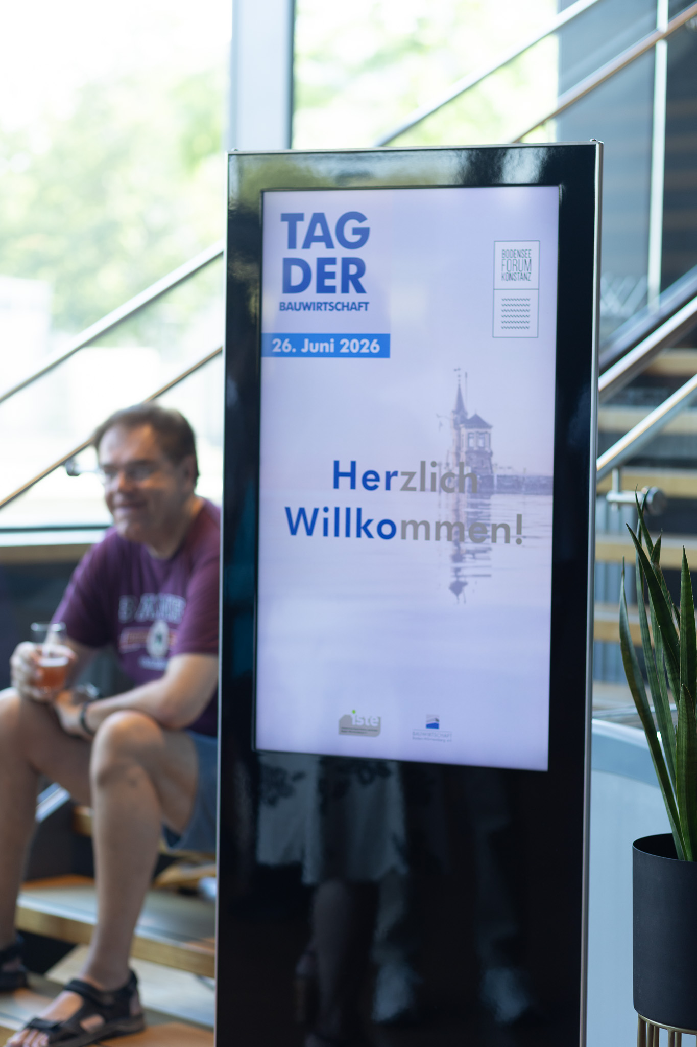 Tag der Bauwirtschaft 2026 Impressionen vom Tag der Bauwirtschaft: Begegnungen, Austausch und spannende Einblicke in die Branche.